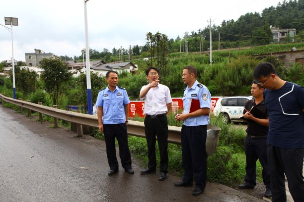 縣委書記龔加武實地檢查指導